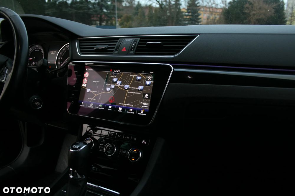 Skoda Superb 2.0 TDI 4x4 L&K DSG - 21