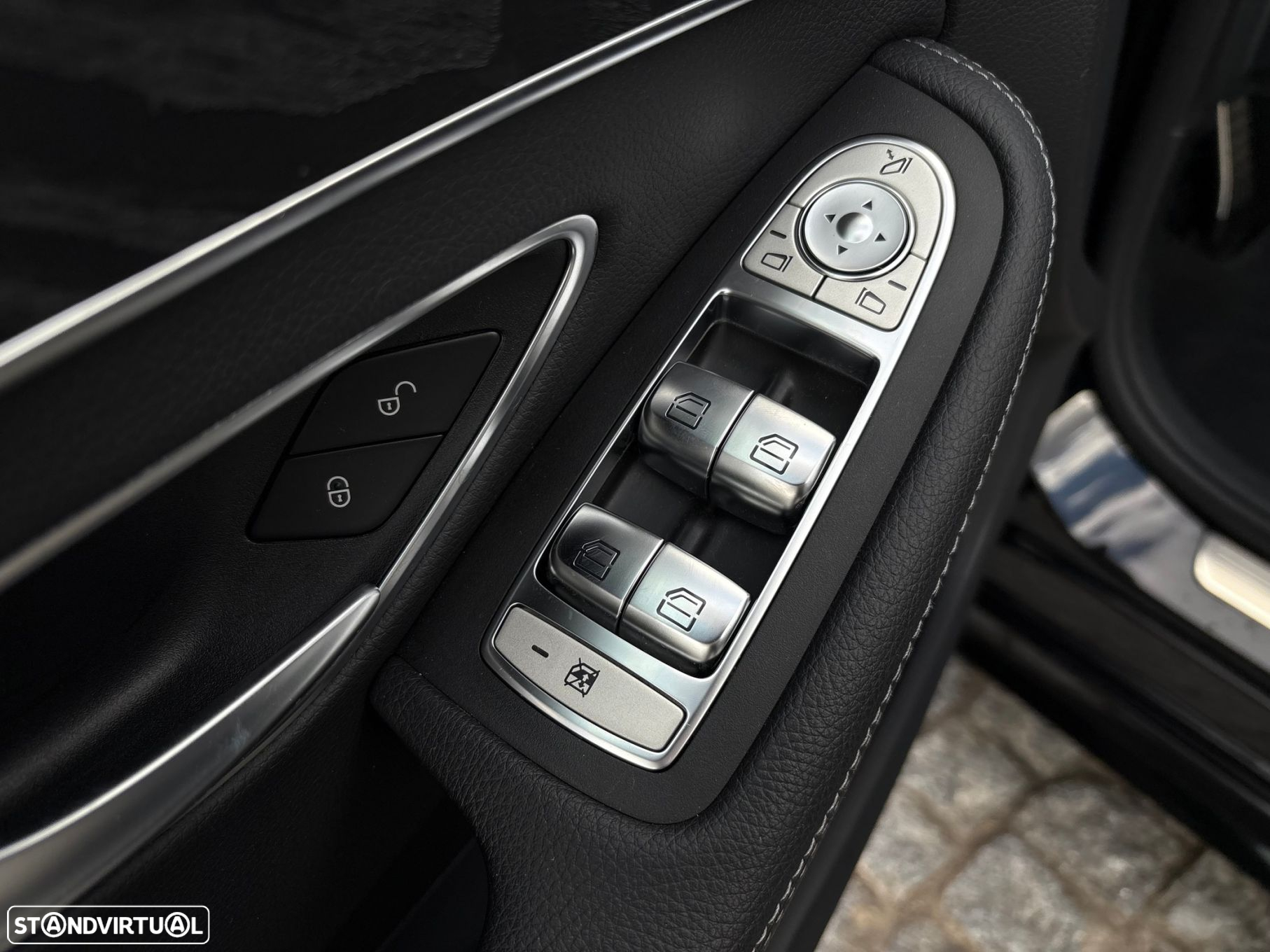 Mercedes-Benz C 300 de AMG Line - 12