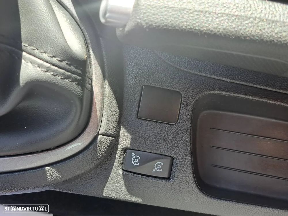 Renault Clio 0.9 TCE Limited - 40
