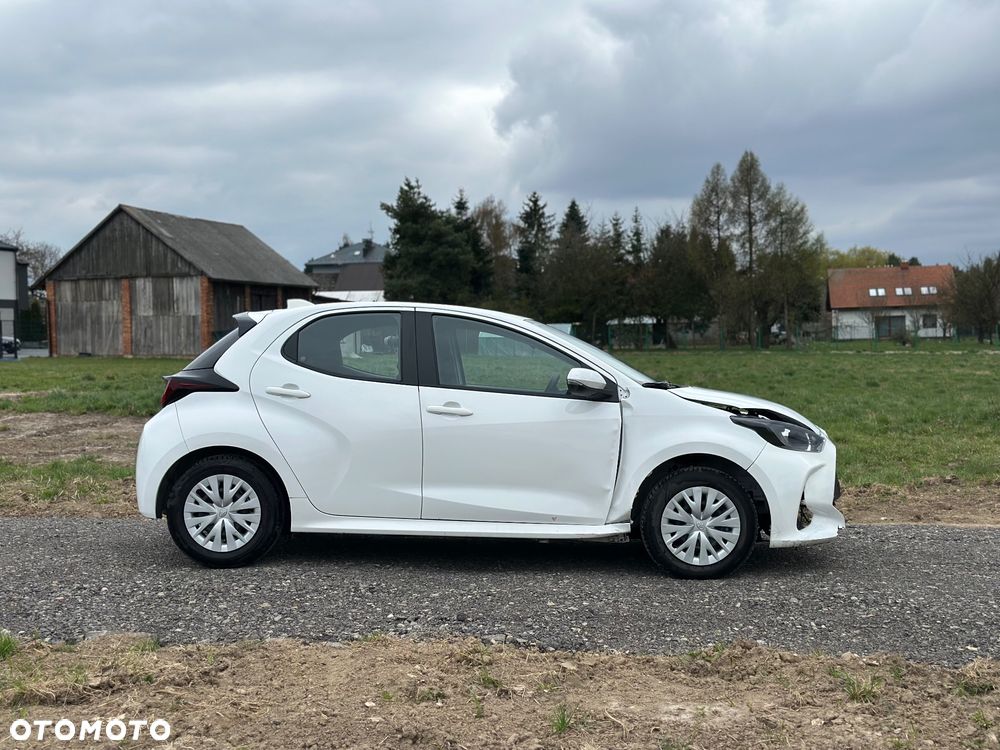 Toyota Yaris - 8