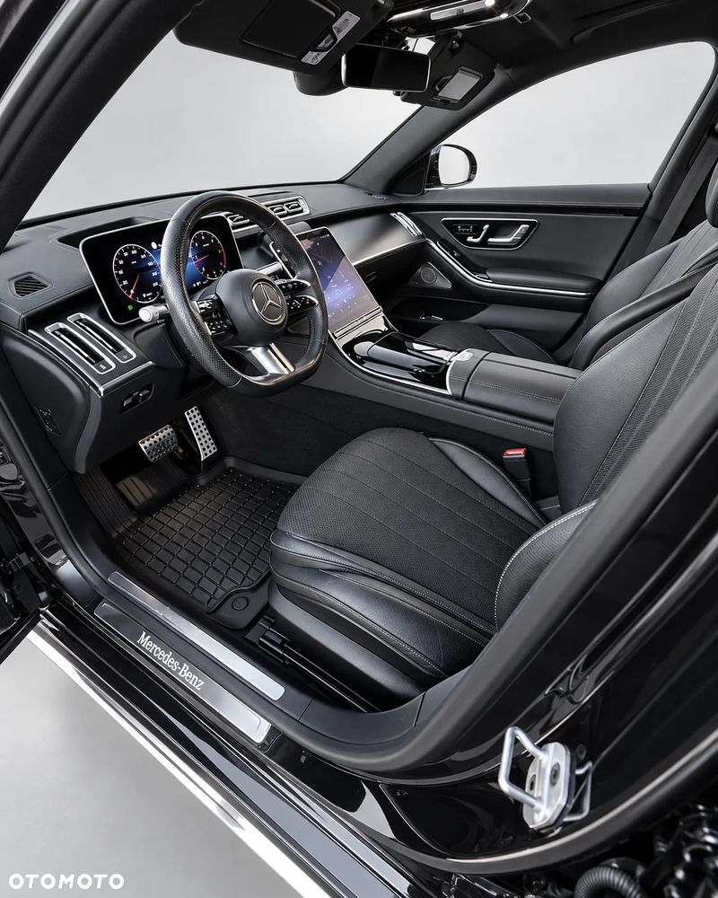 Mercedes-Benz S-Class 2023 photo 3