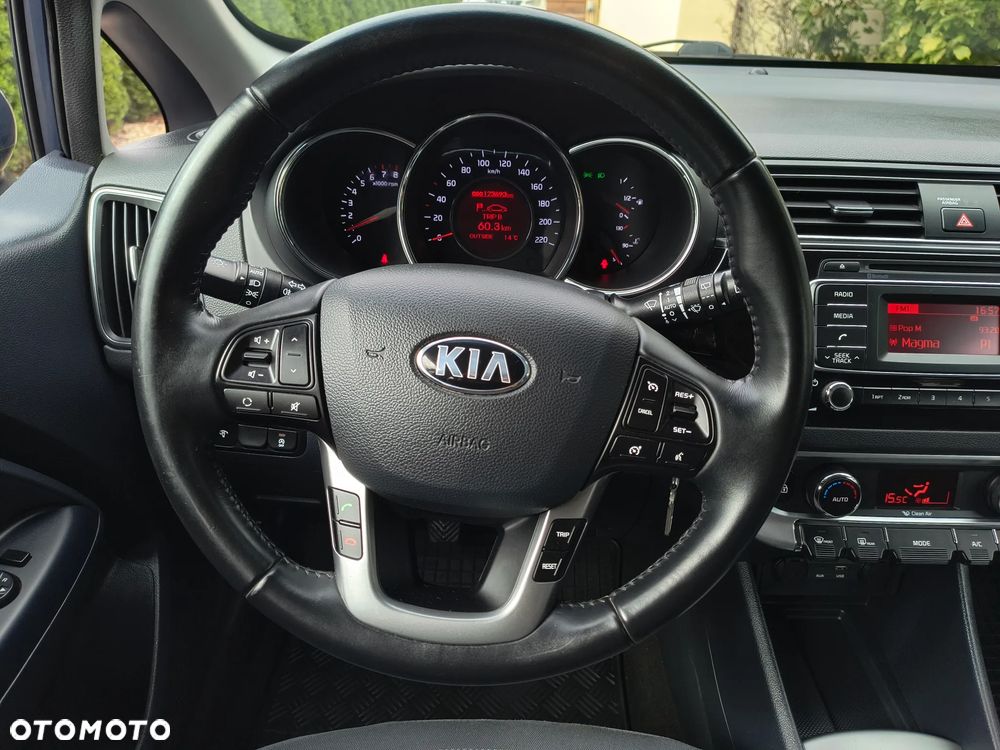 Kia Rio 1.2 XL - 33