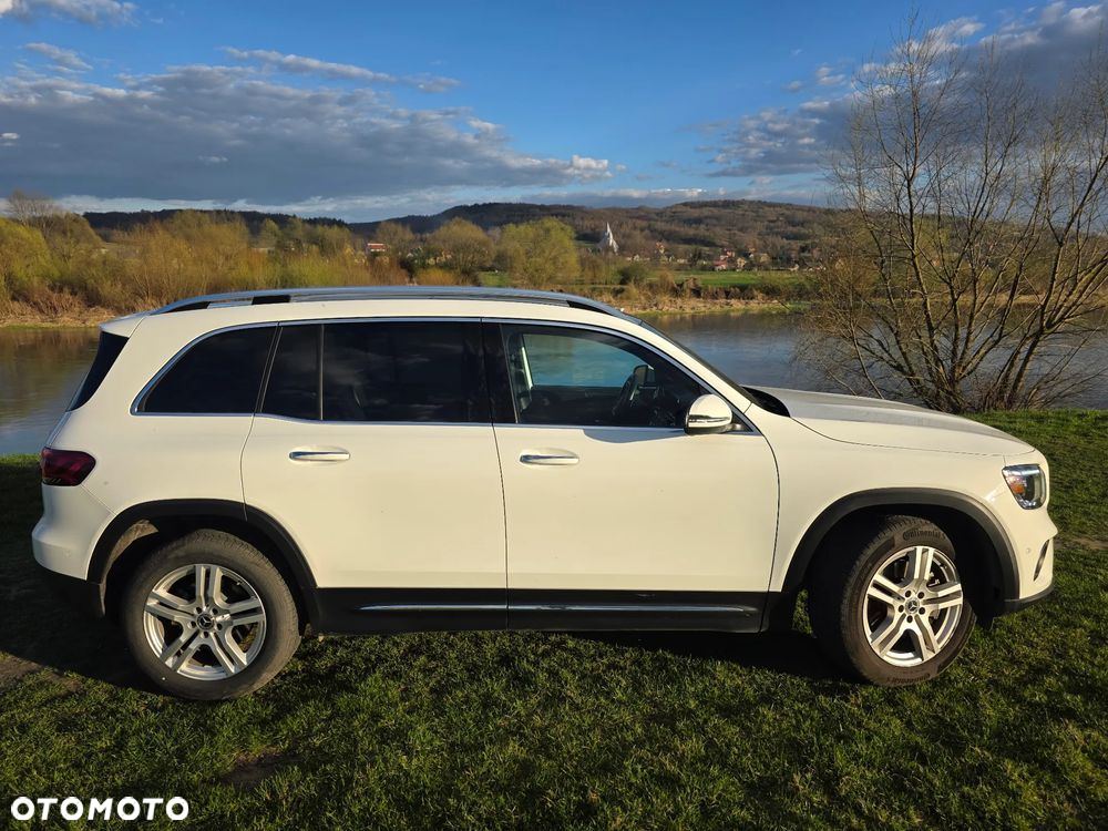 Mercedes-Benz GLB 250 4-Matic 8G-DCT - 10