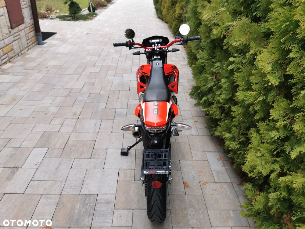 Aprilia SX - 8