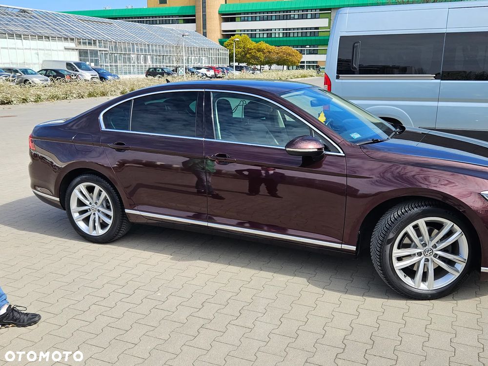 Volkswagen Passat - 5