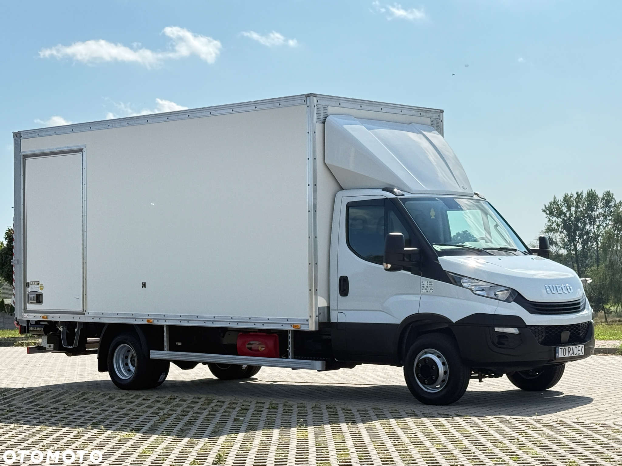 Iveco DAILY 70-180 180KM * 10 E.Palet Kontener +Winda 1000KG IDEALNY STAN!!! - 2