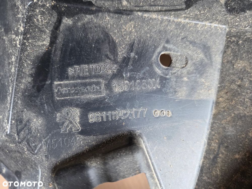Ślizg mocowanie zderzaka prawy przód Peugeot Expert III  9811842177 - 13