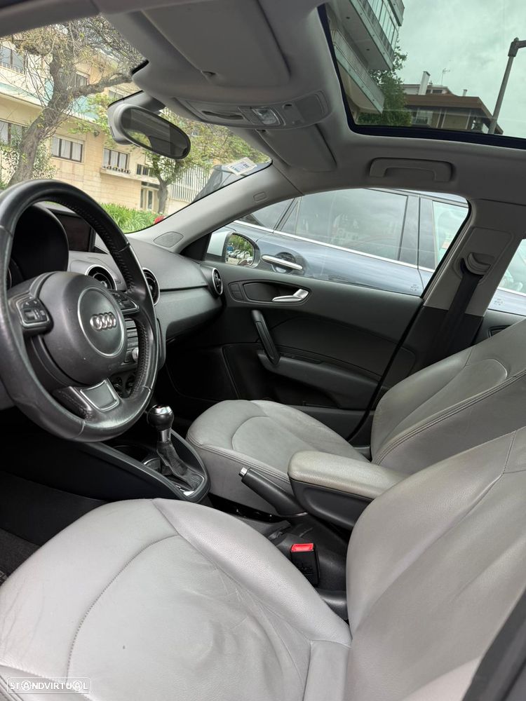 Audi A1 Sportback 1.6 TDi S-line S tronic - 2