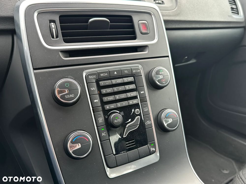 Volvo S60 D3 Kinetic - 21