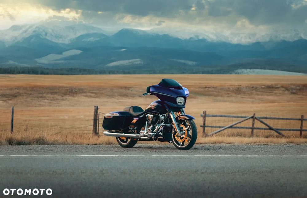 Harley-Davidson Touring Street Glide - 20