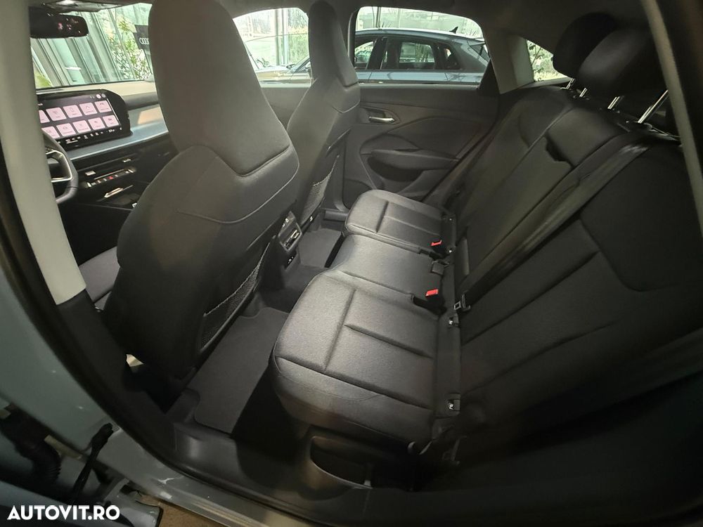 Audi Q3 Sportback 2.0 35 TDI S tronic S Line - 32