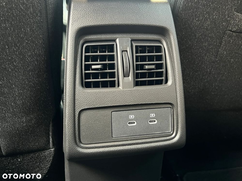 Mitsubishi ASX - 21