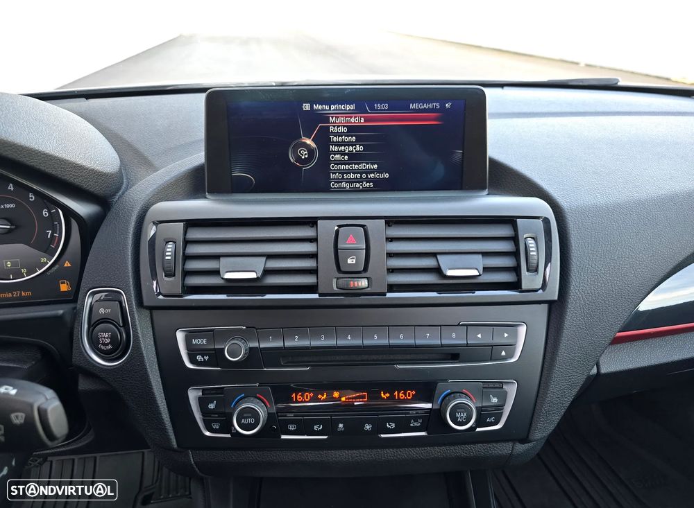 BMW 118 i Sport Line - 18