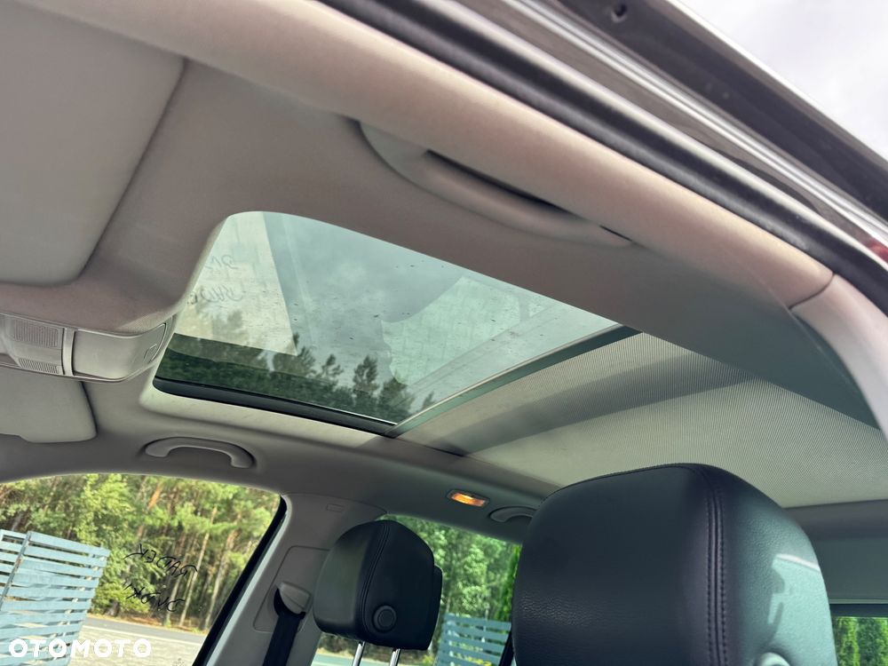 Volkswagen Tiguan 2.0 TDI BlueMot Trend&Fun - 9
