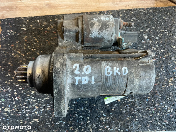 Rozrusznik VALEO VW 2.0 TDI BKD 02M911023N
