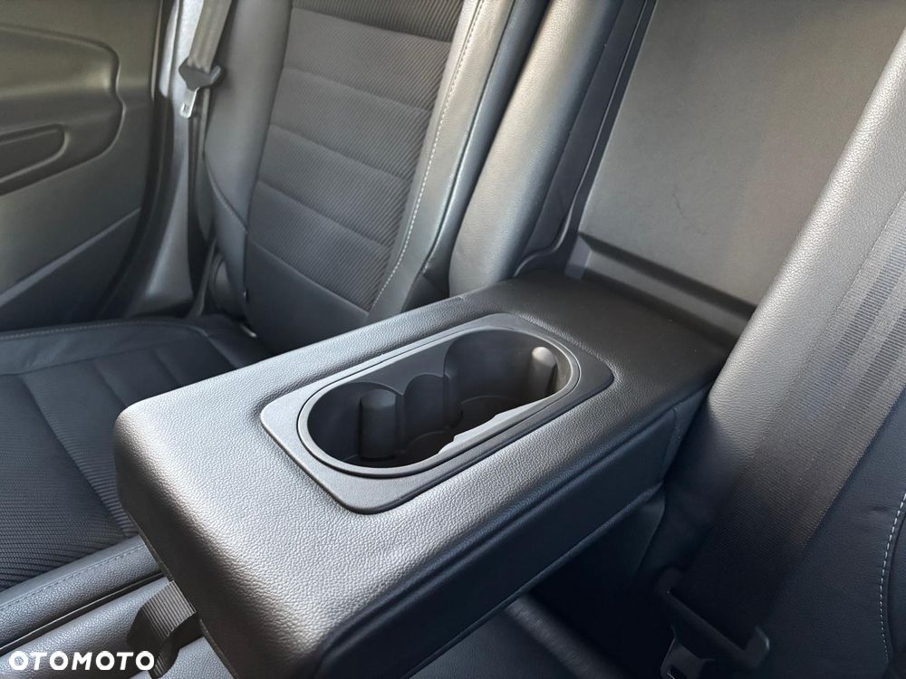 Ford Kuga 2.0 TDCi 4x4 Titanium - 17