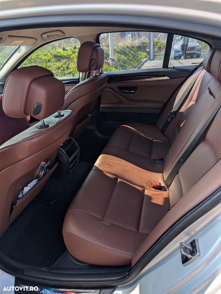 BMW Seria 5 520d Aut. - 7