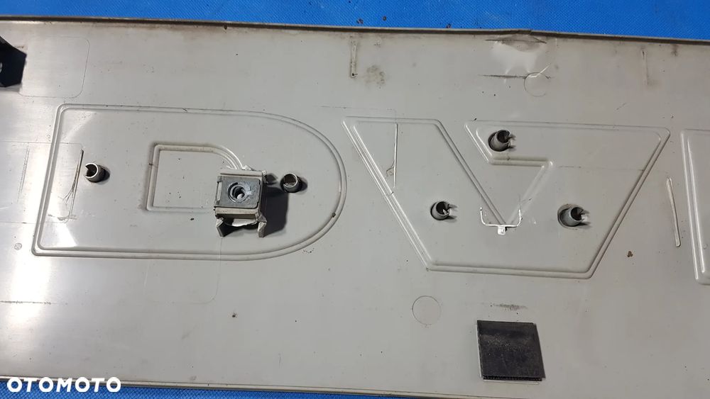 EMBLEMAT ZNACZEK NAPIS LOGO LISTWA MASKI ATRAPY DAF XF 106 EURO 6 LIFT - 3