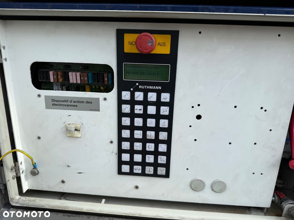 Mercedes-Benz Podnośnik Koszowy Zwyżka Izolowany Kosz Ruthmann TB180 18 metrów  14 w Bok Udt jak Wumag Multitel Gsr Cena Brutto !!! - 37