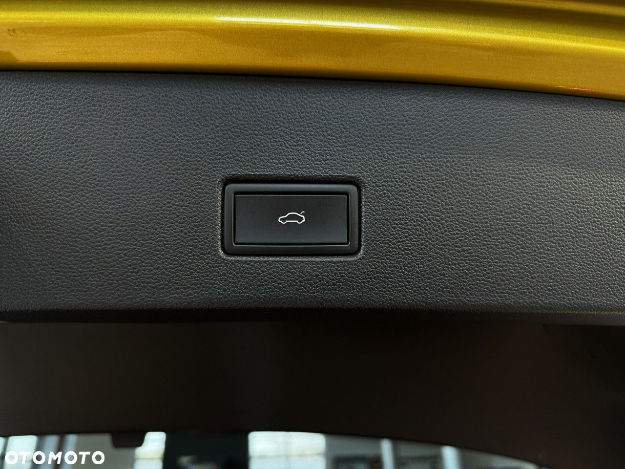 Volkswagen T-Roc - 14