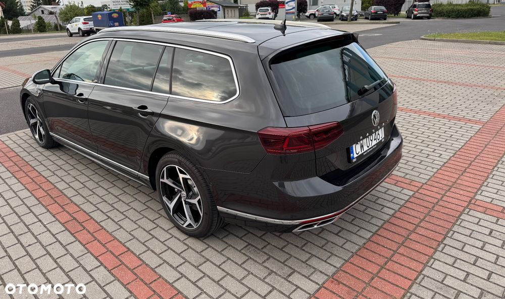 Volkswagen Passat - 27