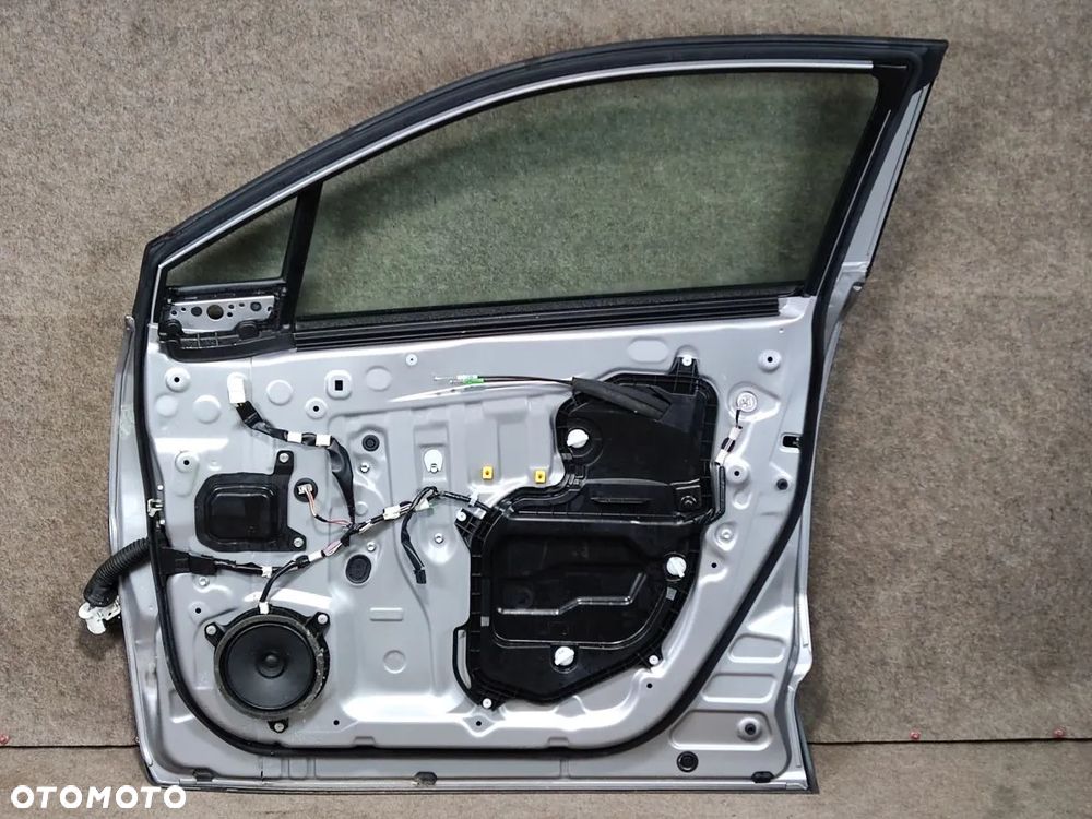 TOYOTA C-HR 19-23r Drzwi Przód Prawy RÓŻNE KOLORY - 7