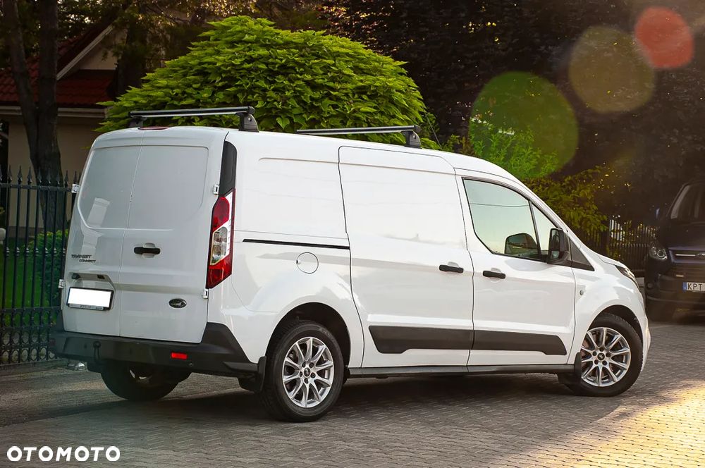 Ford Transit Connect - 19