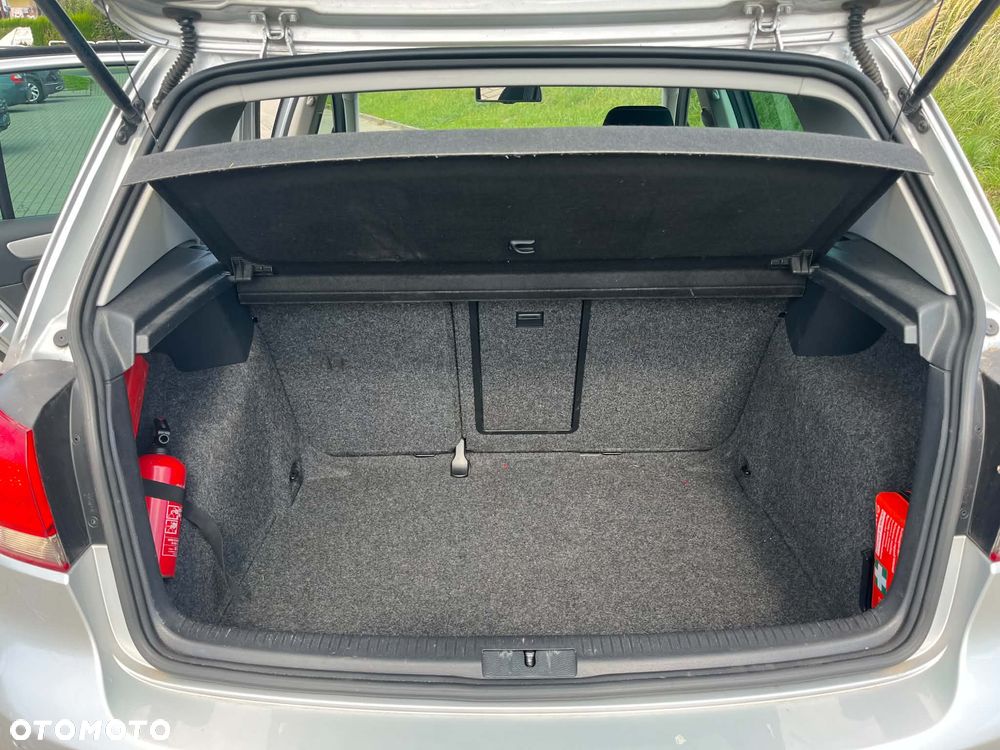 Volkswagen Golf - 17