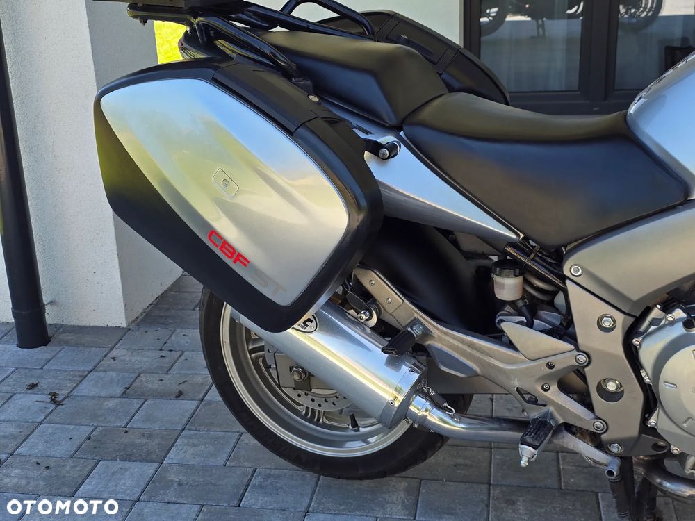 Honda CBF - 7