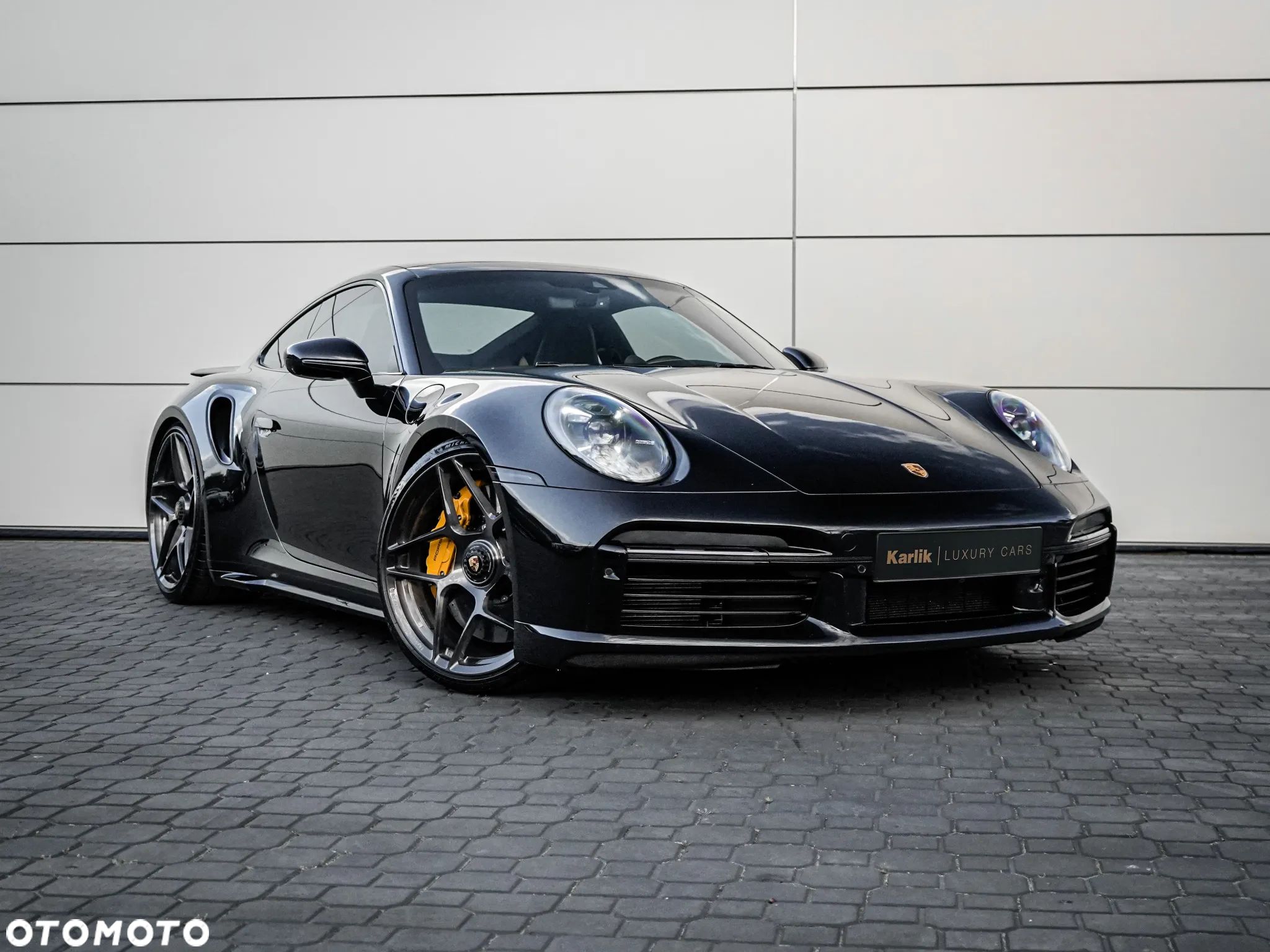 Porsche 911 Turbo S - 1