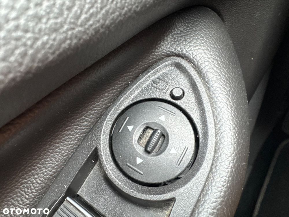 Ford Kuga 2.0 TDCi 4x4 ST-Line - 33