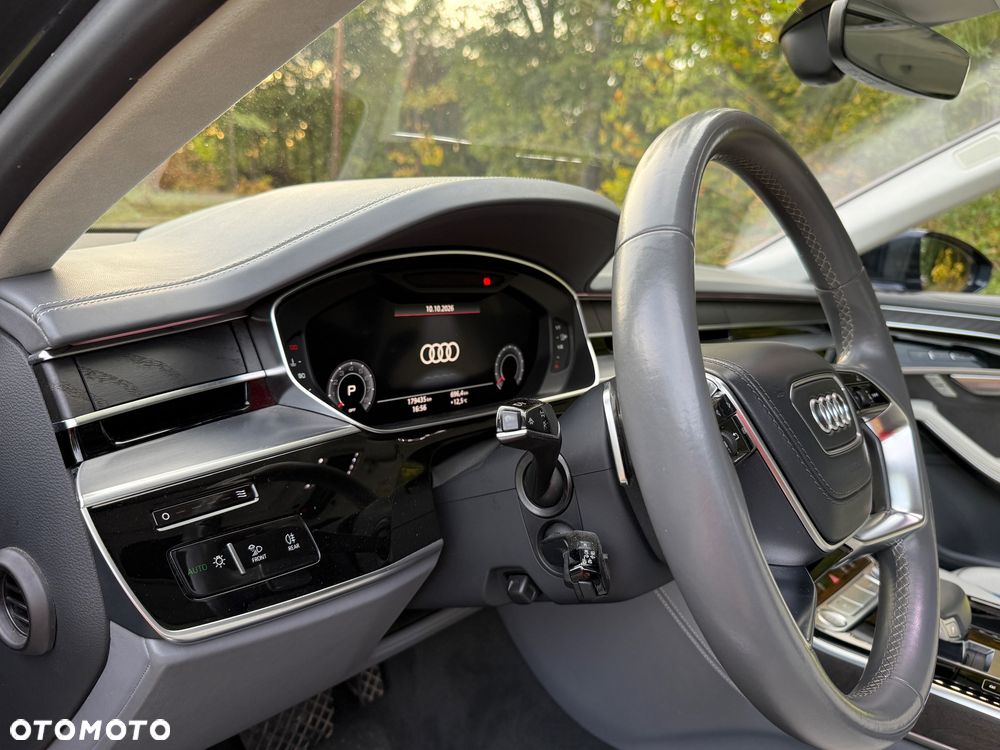 Audi A8 - 17