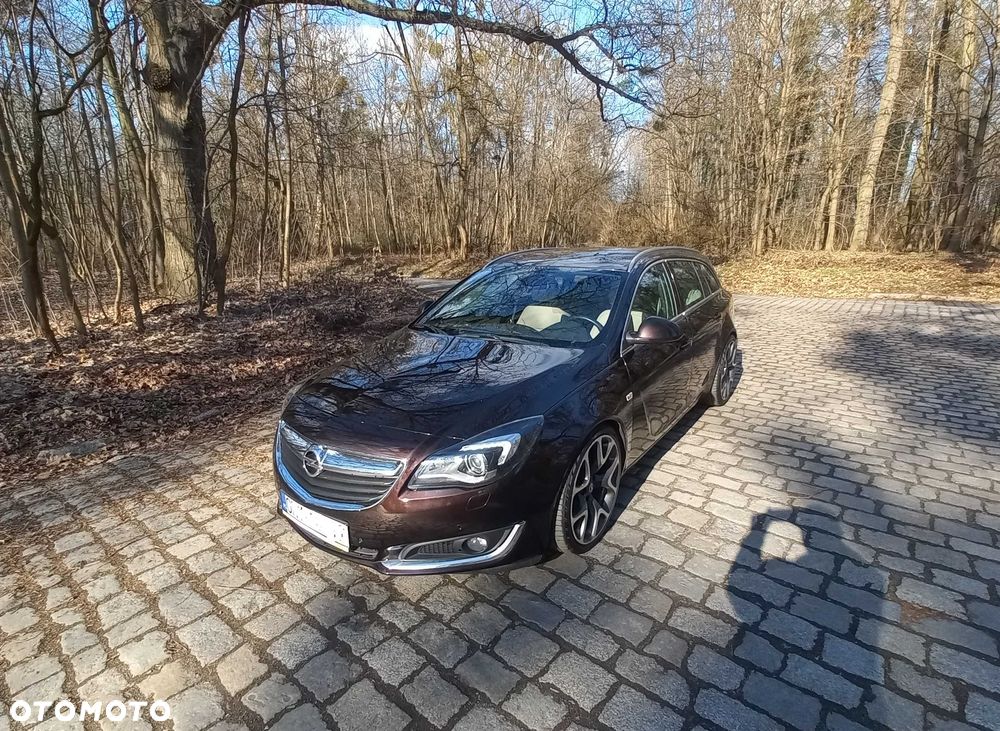 Opel Insignia - 1