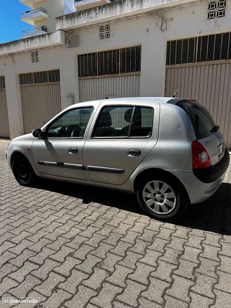 Renault Clio 1.2 16V Expression - 4