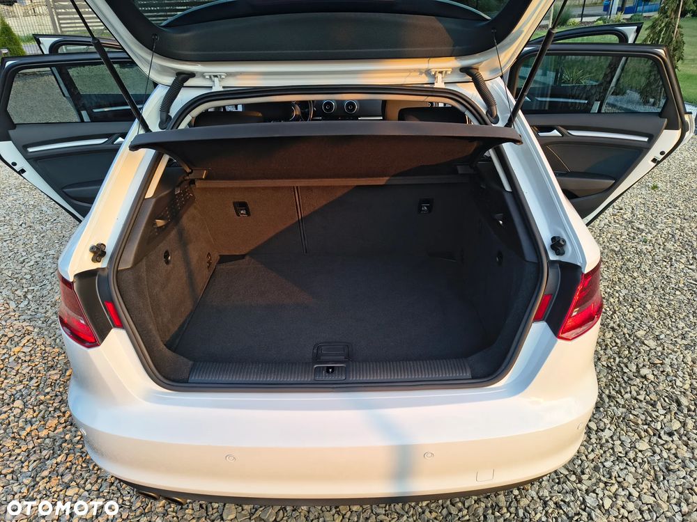 Audi A3 Sportback 1.4 TFSI CoD Sport - 13