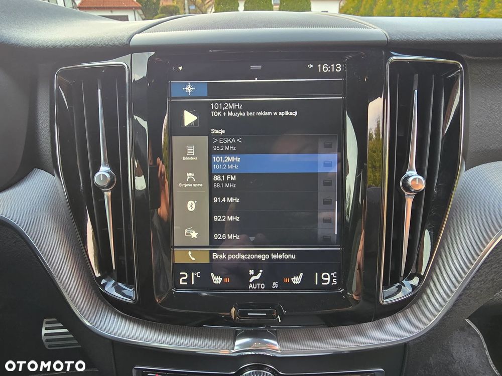 Volvo XC 60 D4 Geartronic RDesign - 32