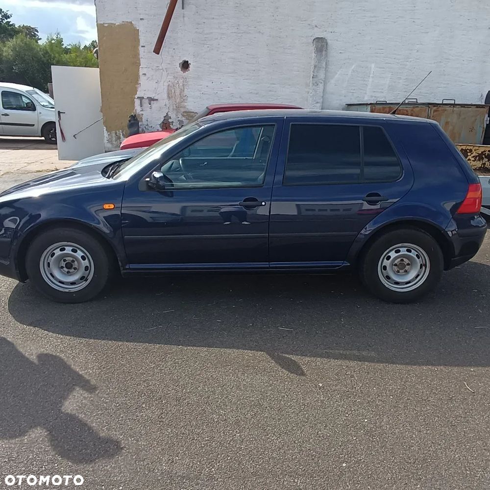 Volkswagen Golf IV 1.4 16V Basis - 11