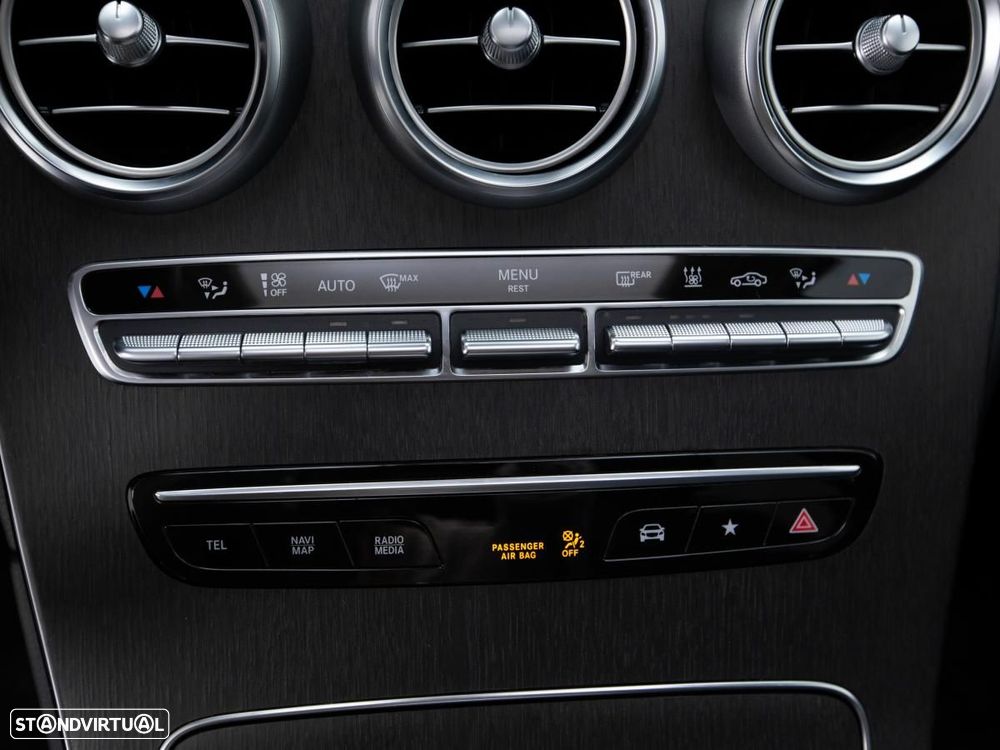 Mercedes-Benz GLC 300 de 4Matic 9G-TRONIC - 24