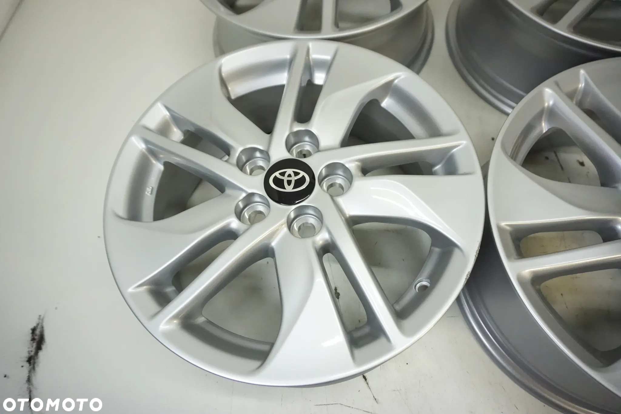 Felgi aluminiowe 15 TOYOTA YARIS IV PRIUS ORYGINAŁ NOWY MODEL - 5