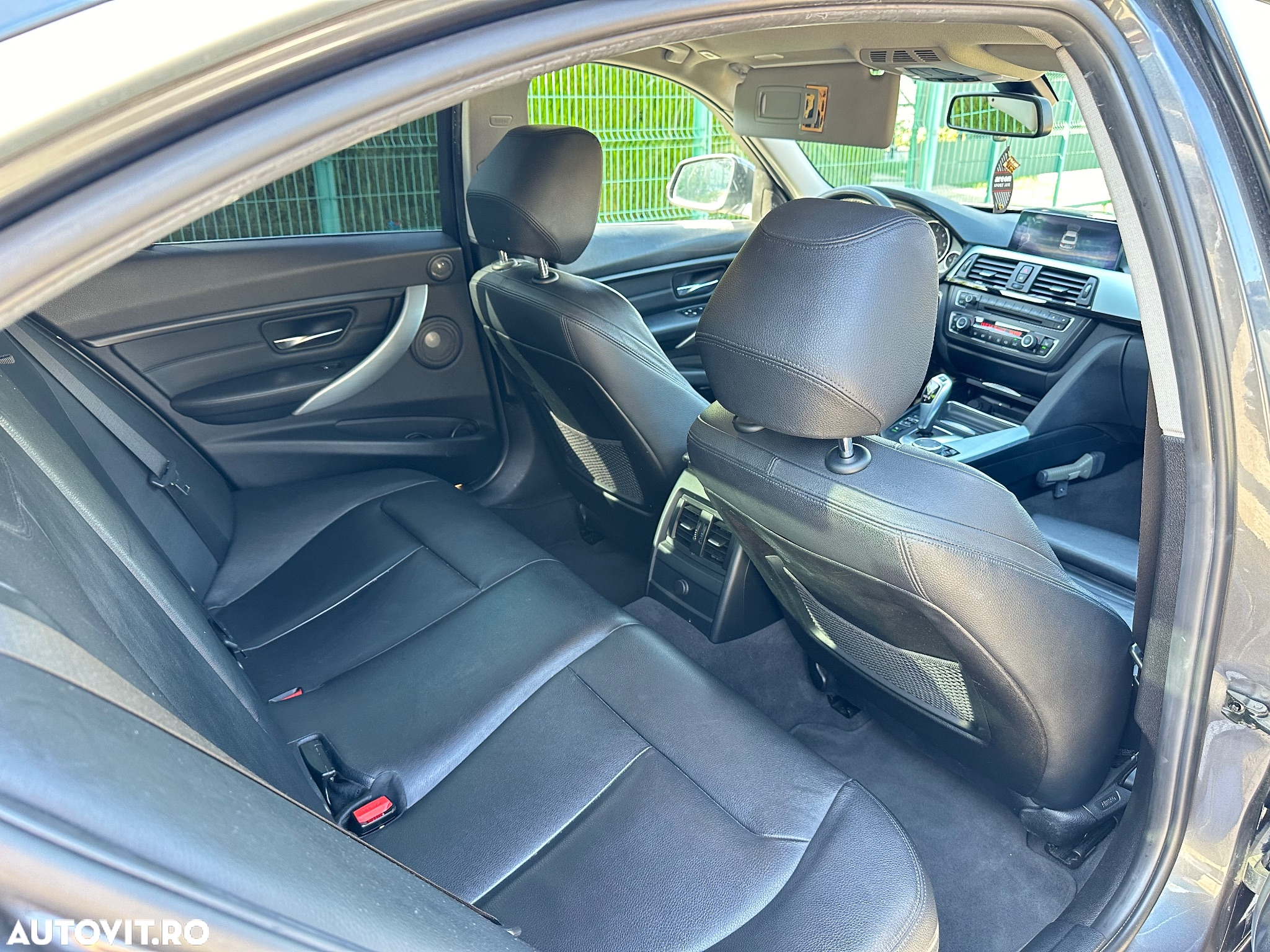 BMW Seria 3 320d Efficient Dynamic Edition Aut. Sport Line - 10