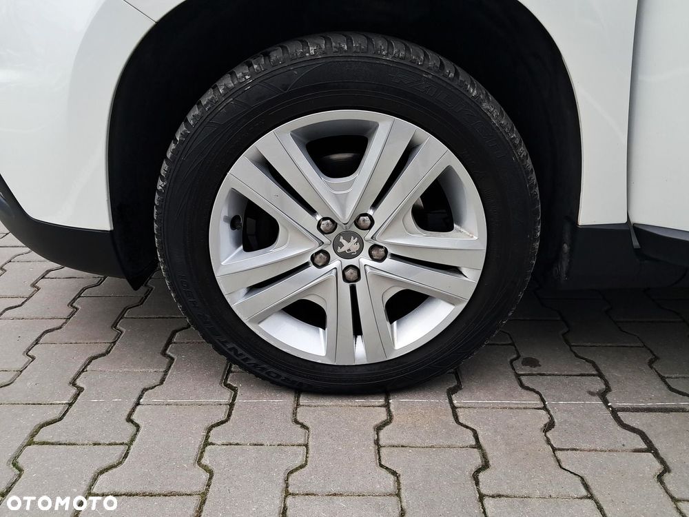 Peugeot 2008 1.2 Pure Tech Style S&S - 22