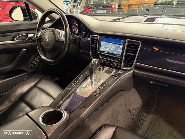 Porsche Panamera S Hybrid - 8