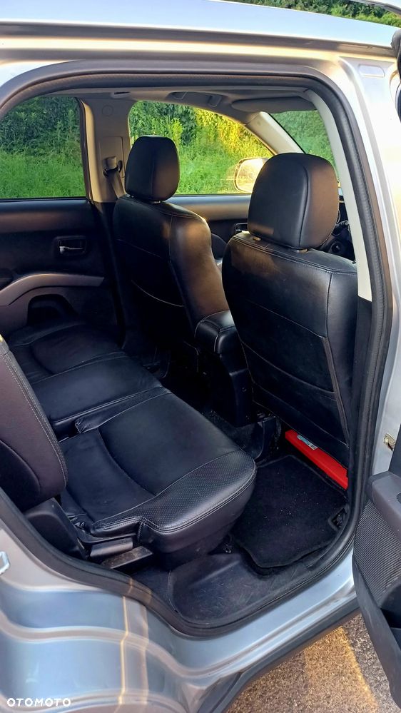 Mitsubishi Outlander 2.0 DID Instyle - 10