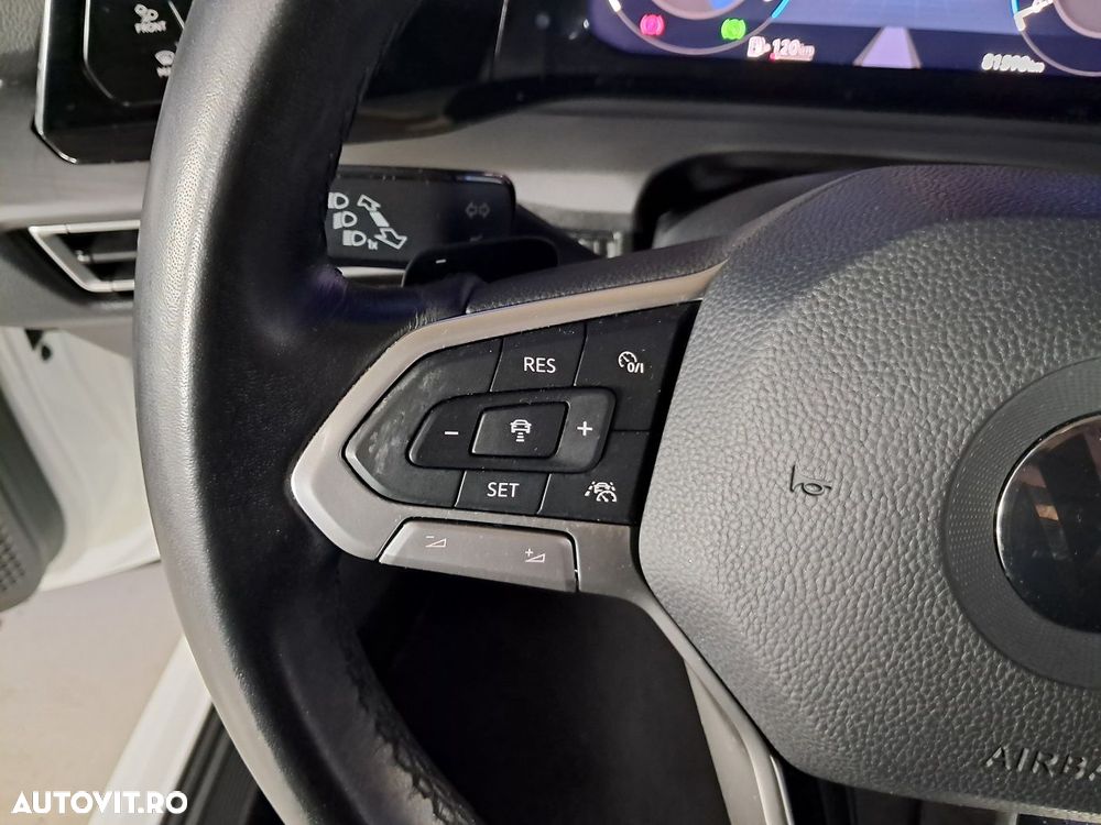 Volkswagen Golf - 13