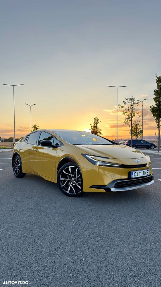 Toyota Prius 2024 photo 3