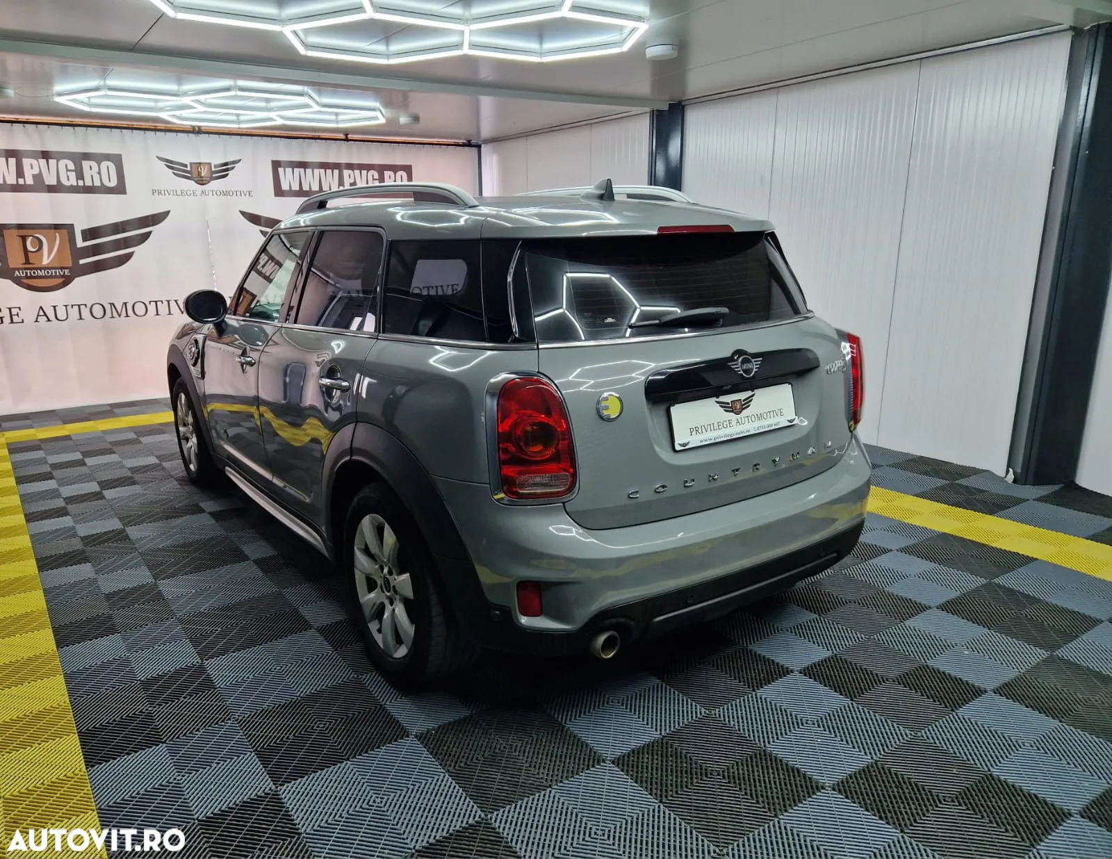 Mini Countryman Cooper S E ALL4 AT - 6