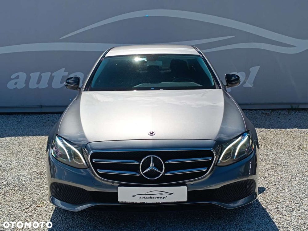 Mercedes-Benz Klasa E - 11