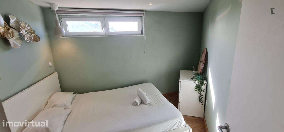 Apartamento com 2 quartos - localizado em Cedofeita Porto - Grande imagem: 2/23