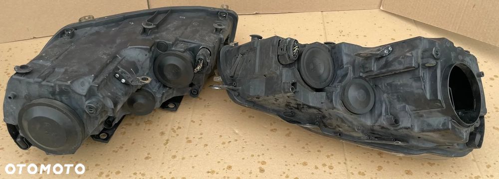 VW Golf VI 6 5K reflektor prawy lewy lampa przód anglik UK - 4