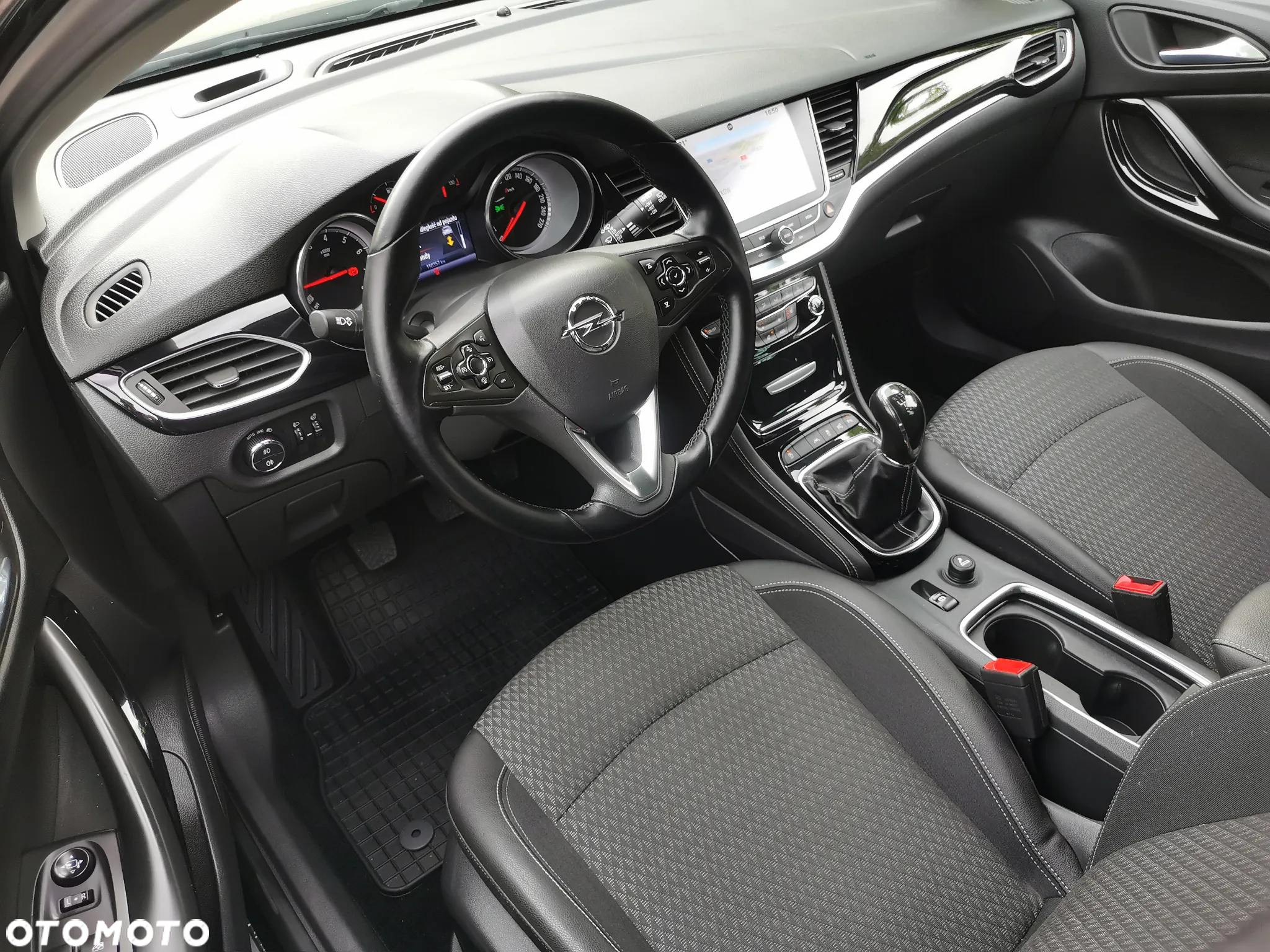Opel Astra 1.4 Turbo Sports Tourer Innovation - 14